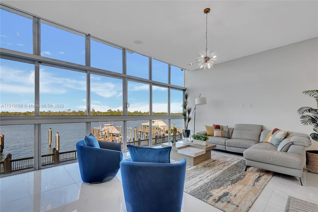 3 bedroom luxury Townhouse for sale in Hollywood, United States