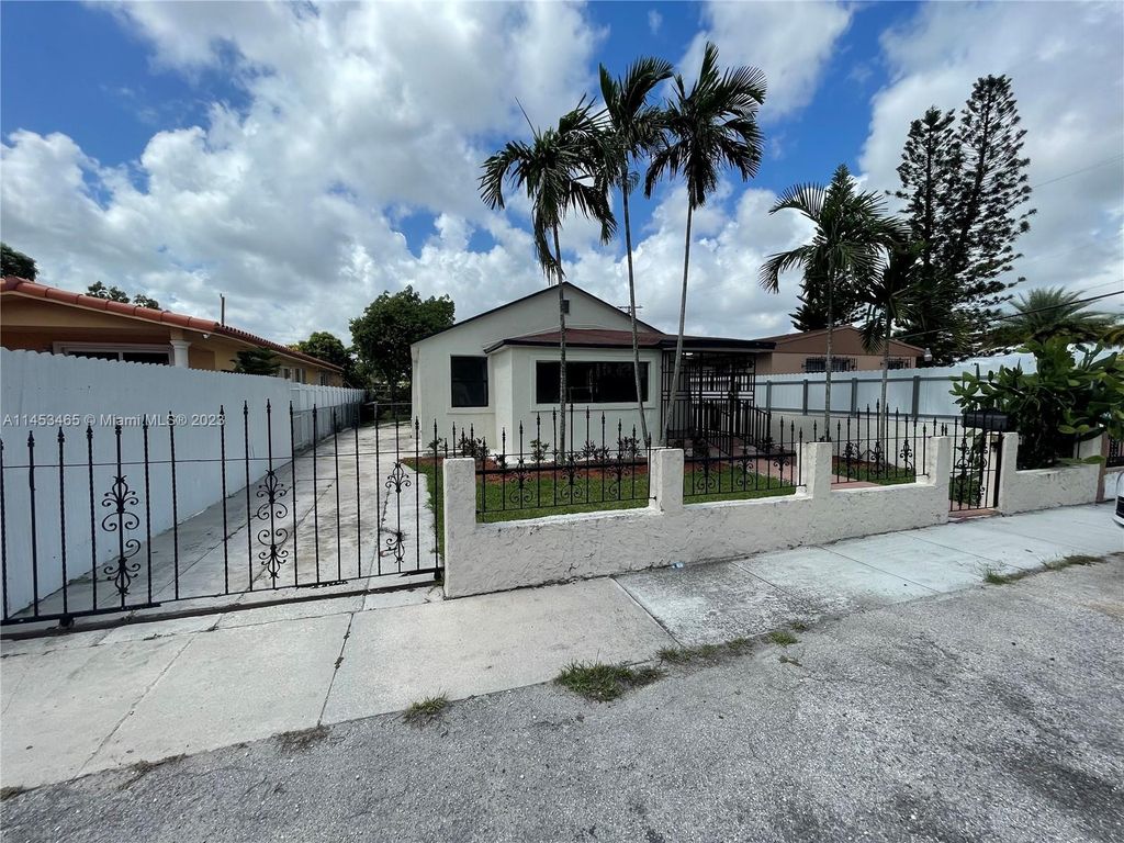 Exclusiva Villa en venta Hialeah, Florida 129309363