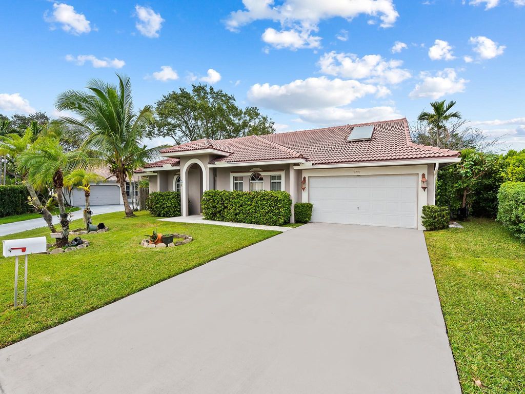 Luxury Villa for sale in Margate, Florida 129526706