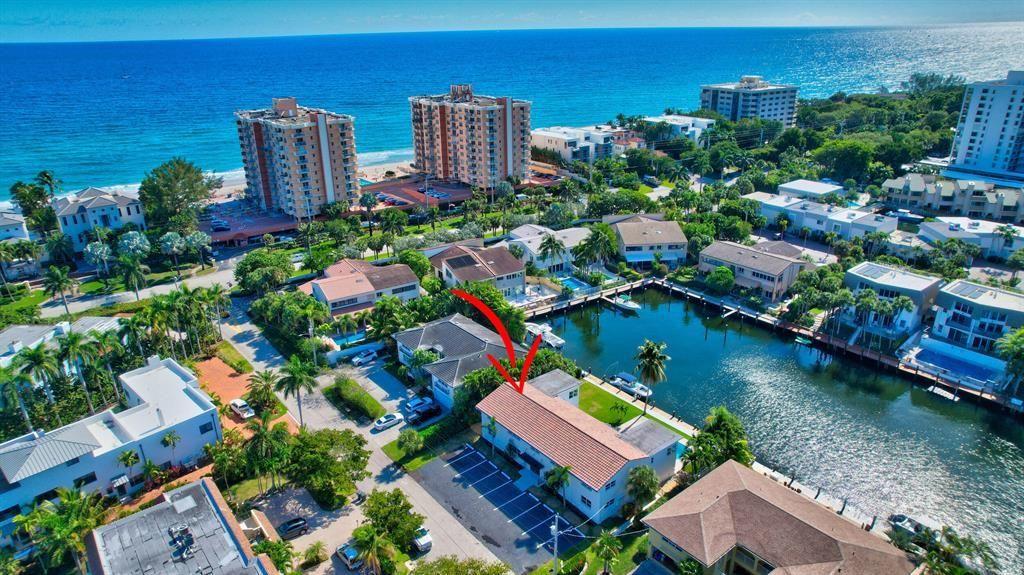 Luxury apartment complex for rent in Highland Beach, United States