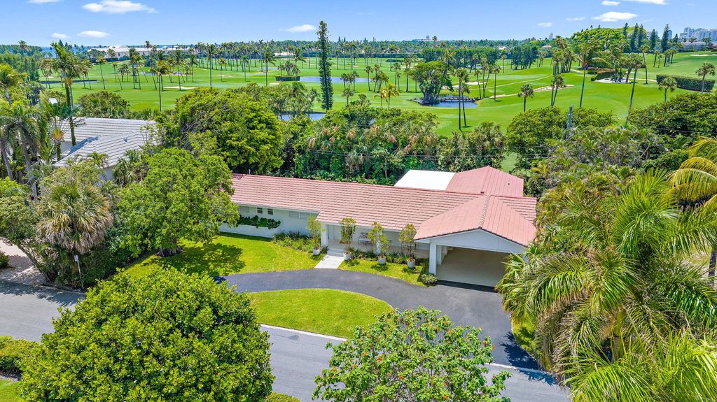 Luxury Villa for sale in Palm Beach, Florida