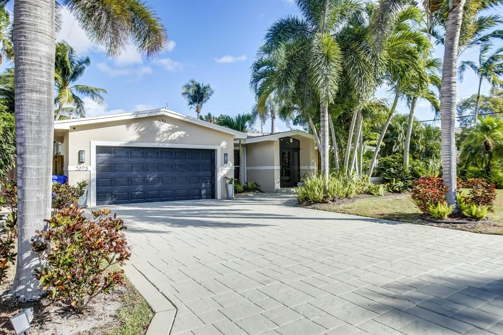 Luxury Villa for sale in Lauderdale by the sea, Florida