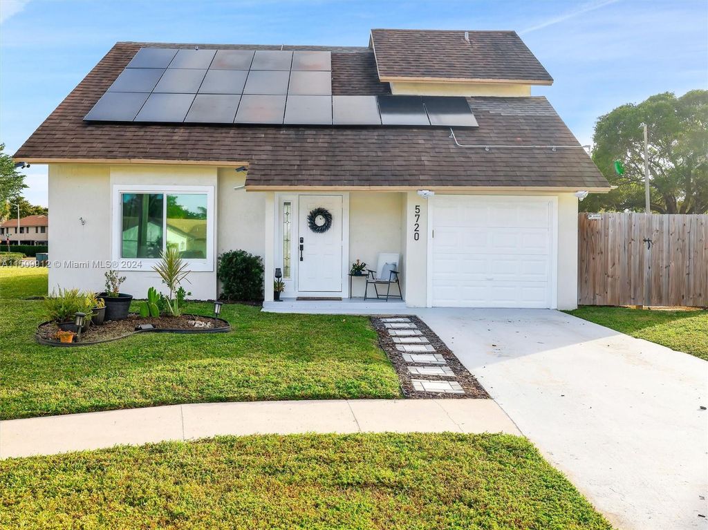 Luxury Villa for sale in Tamarac, Florida 129706236