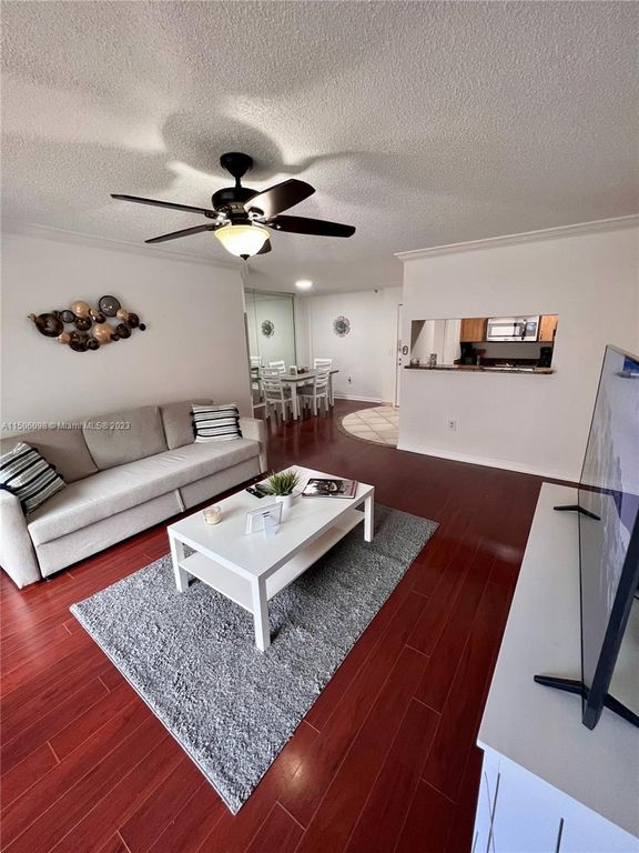 Luxury apartment complex for sale in Aventura, Florida 129667824