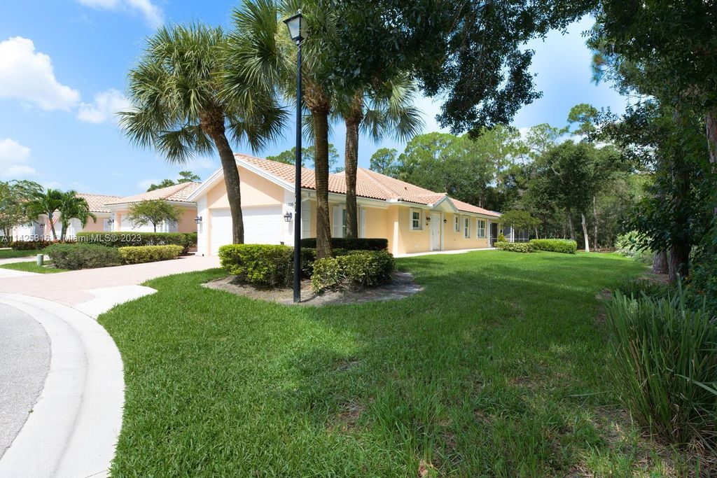 2 bedroom luxury Villa for sale in Stuart, Florida 129130733