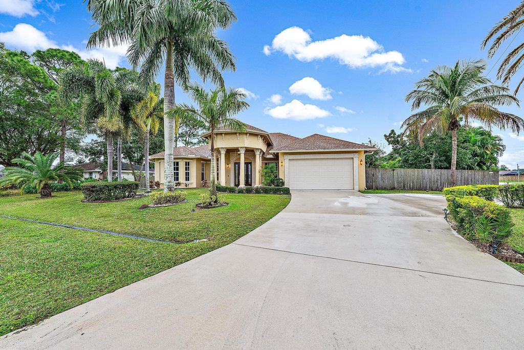 Luxury Villa for sale in Port Saint Lucie, United States