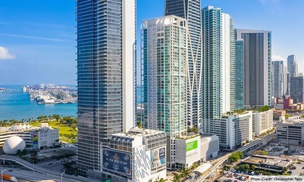 Edificio de lujo en venta Miami, Florida 128930731