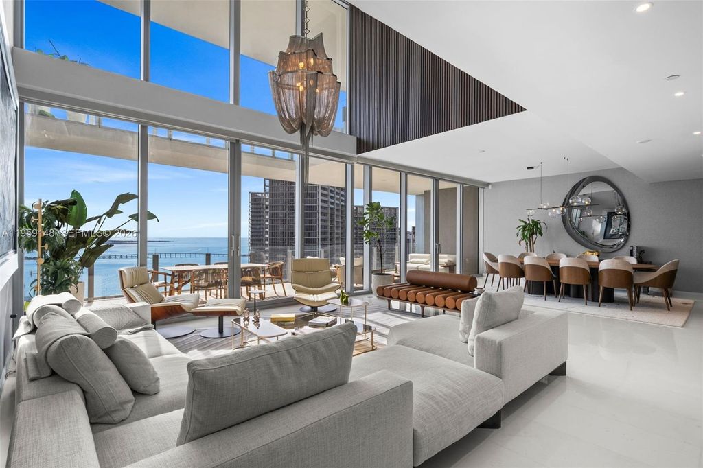 Luxury apartment complex for sale in Miami, United States - 132241337 ...