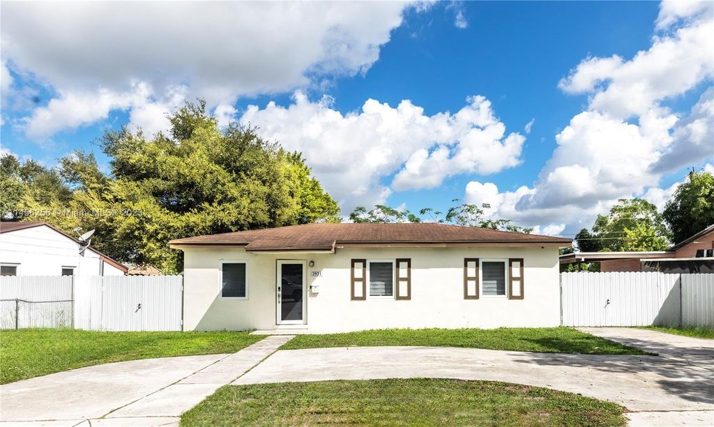 4 bedroom luxury Villa for sale in Miami Gardens, United States