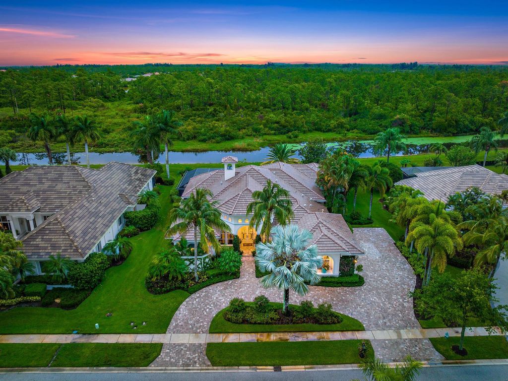 Luxury Villa for sale in West Palm Beach, United States