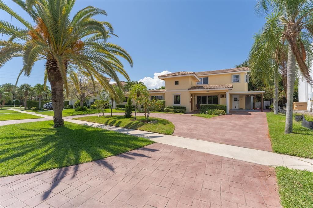 luxury-villa-for-sale-in-boca-raton-florida-128913354-luxuryestate