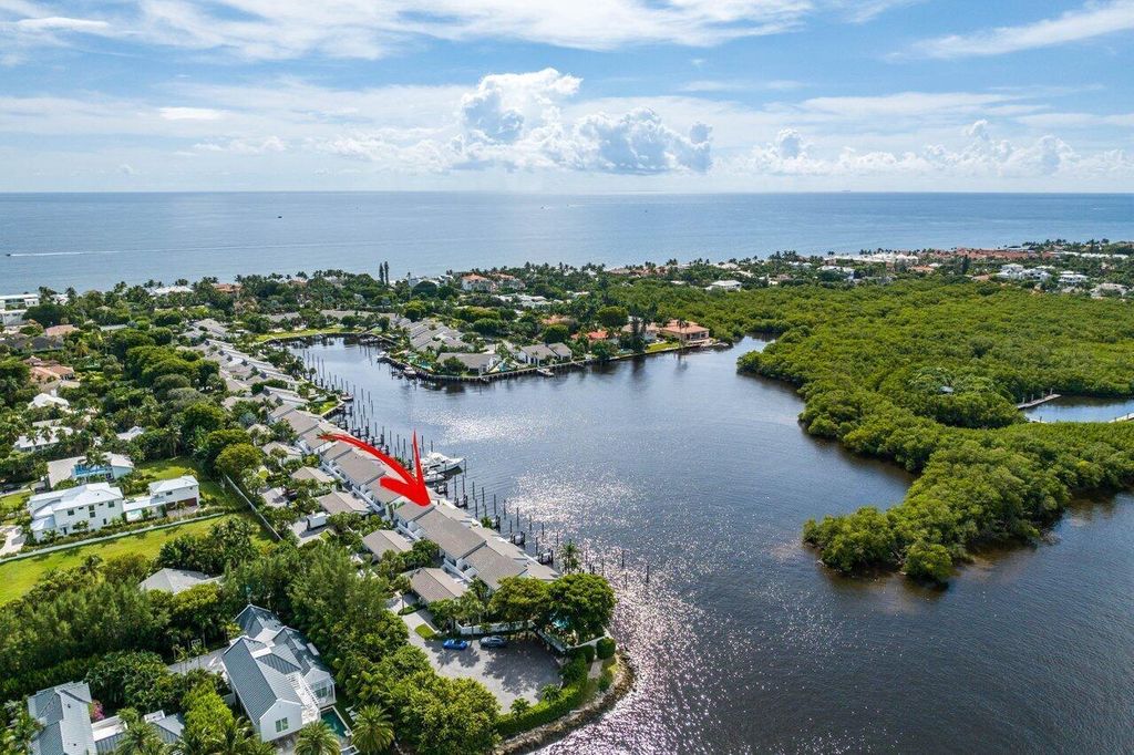 Luxury Townhouse for sale in Ocean Ridge, United States