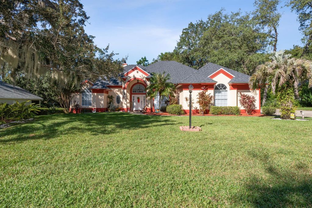 Luxury Villa for sale in Leesburg, Florida
