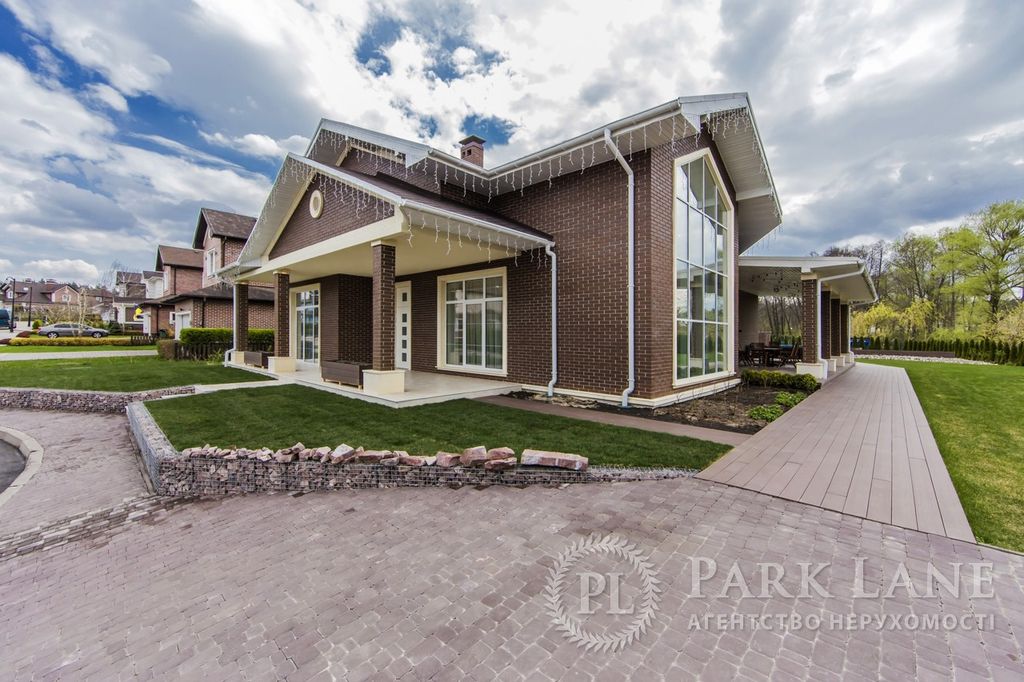 5 bedroom luxury House for sale in VitaPochtovaya, Ukraine 118672925