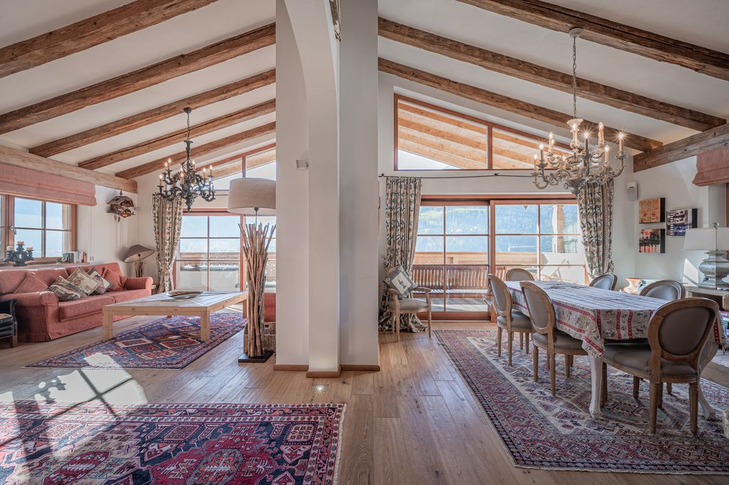 Элитная квартира 196 м2 в продажа Кирхберг (Тироль), Австрия