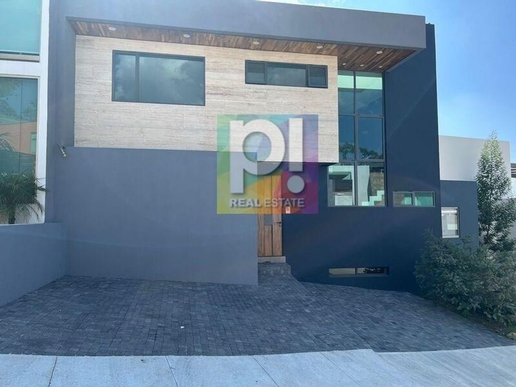 Vivienda de lujo de 295 m2 en venta Vistas Altozano, Morelia, Estado de