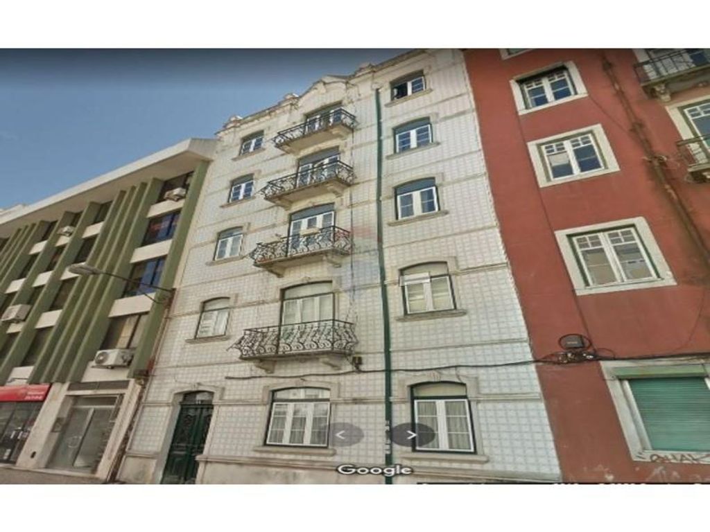 7 room luxury Apartment for sale in Lisbon 105823705