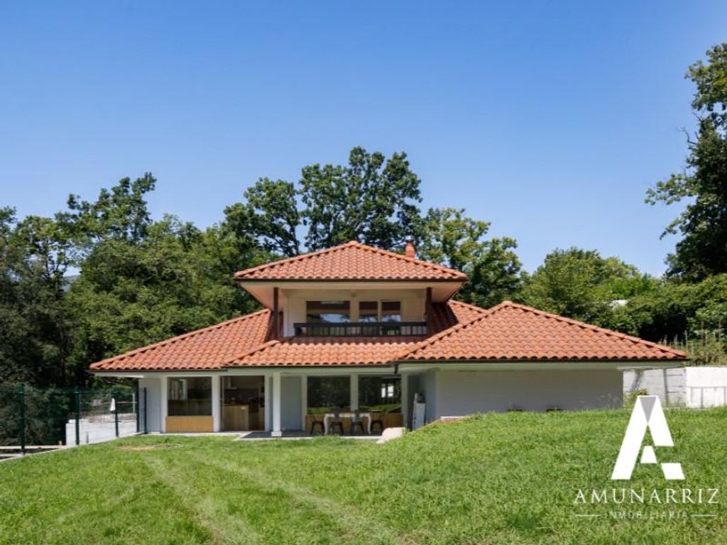 6 room luxury House for sale in Golf, Hondarribia, Basque Country