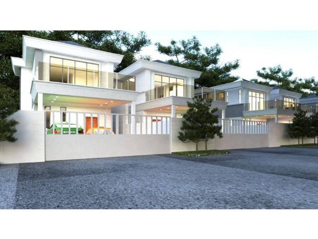 Luxury Semidetached House for sale in Kampong Sengkurong, Brunei