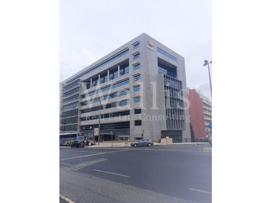 Ufficio di 332 mq in affitto Praca de Espanha, Lisbona, Lisbon