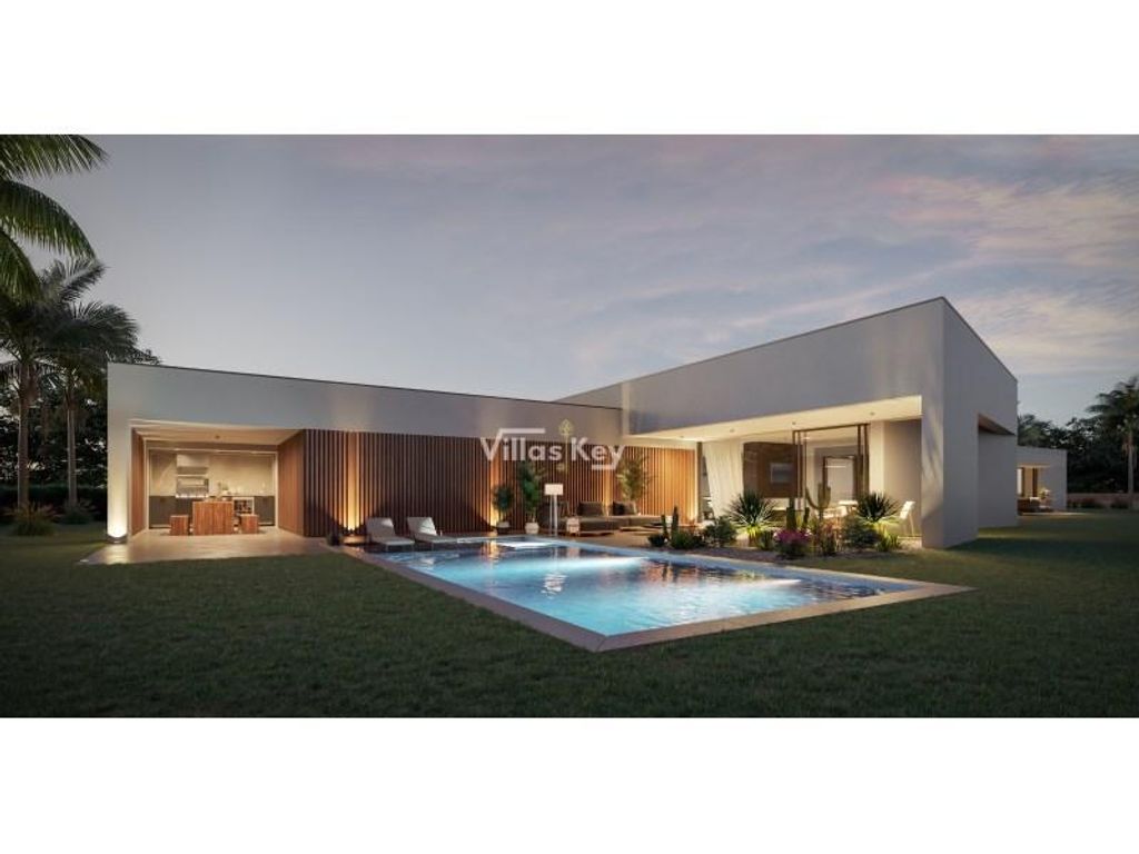 À venda Casa Exclusiva, Urbanizacao Monte Canelas, Portimão, Algarve