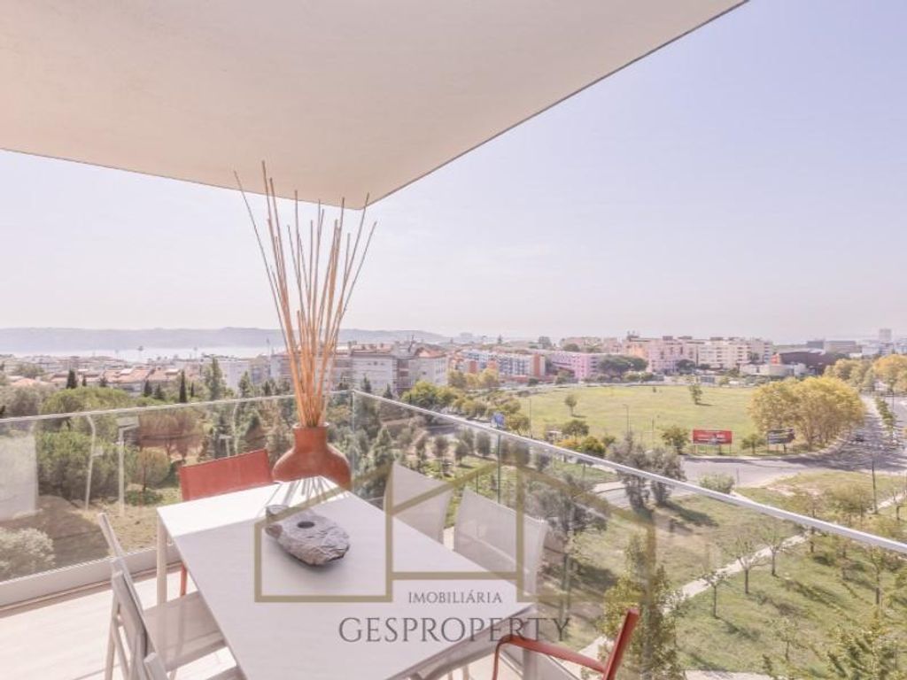 Restelo, 리스본, Lisbon, Distrito de Lisboa 고급 아파트 옥내 면적 145 m² 매매