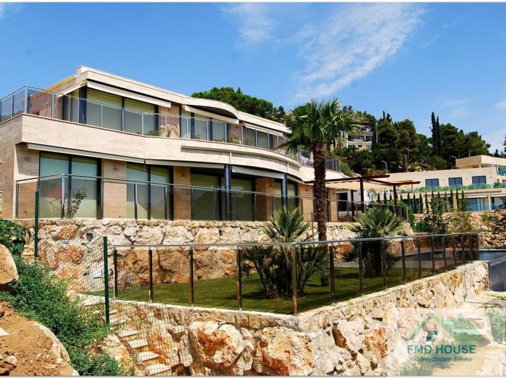 5 room luxury House for sale in Tossa de Mar, Catalonia 127937621