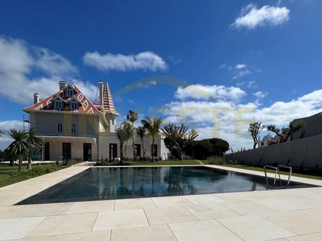 4 room luxury penthouse for sale in Monte Estoril, Cascais e Estoril