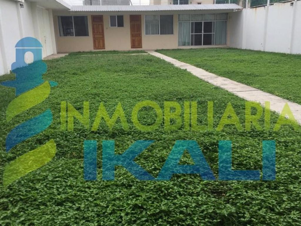 5 room luxury House for sale in Poza Rica de Hidalgo, Estado de