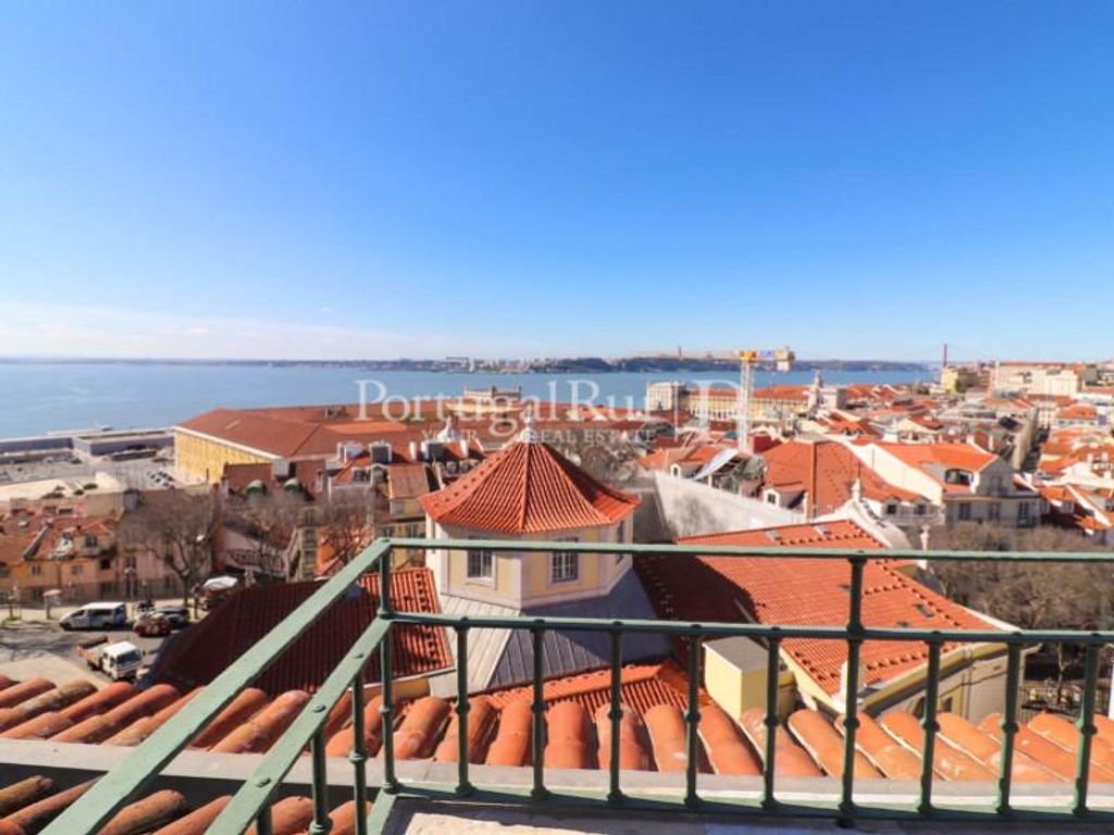 Luxury apartment complex for sale in Lisbon 128788048