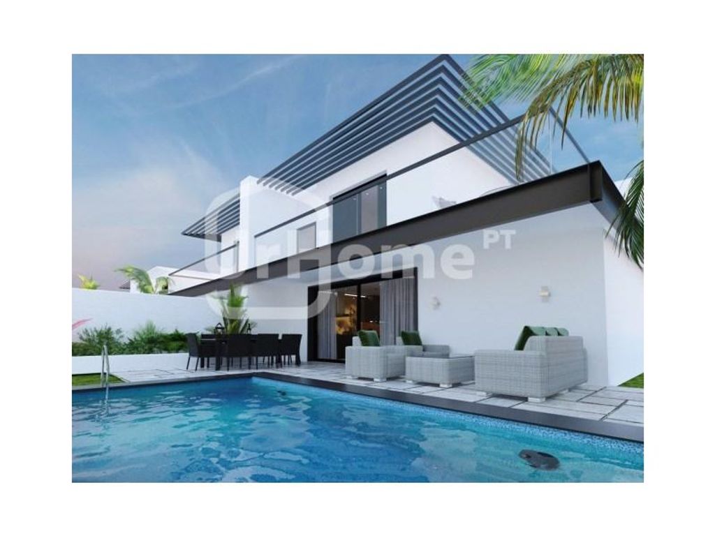 3 room luxury Semidetached House for sale in Seixal, Portugal