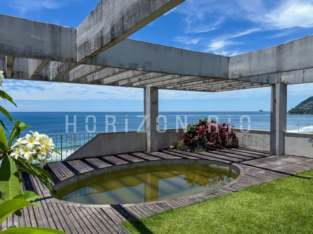 Gallery image with a fresh perspective