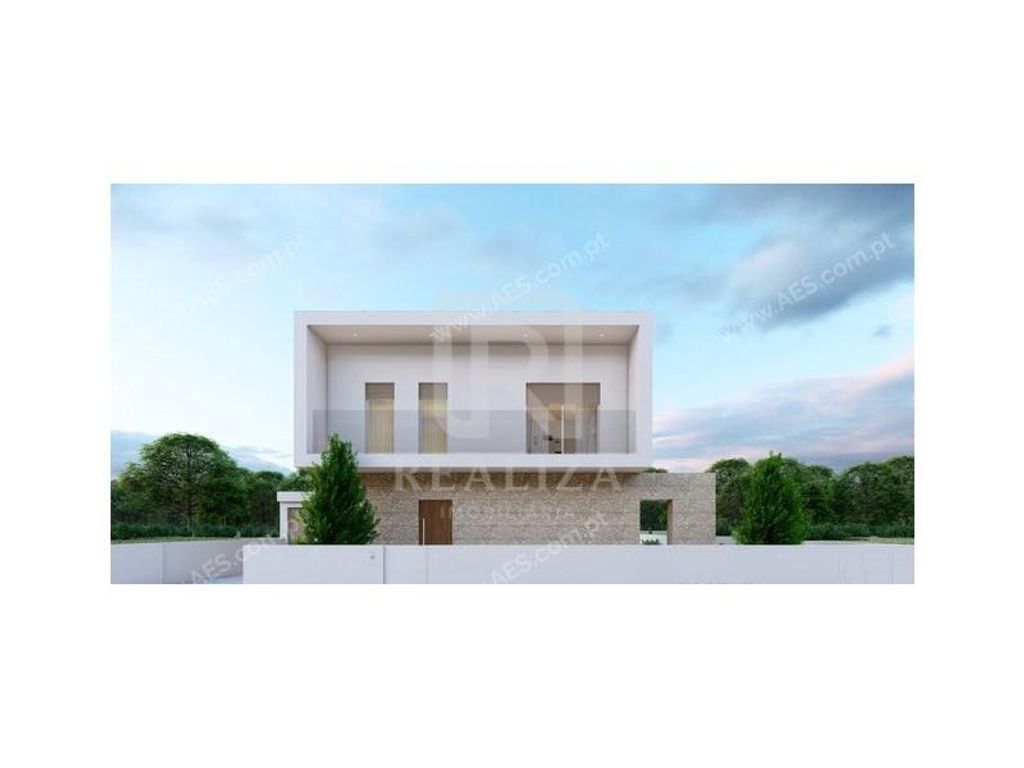 4 room luxury House for sale in Almada, Portugal 120034465