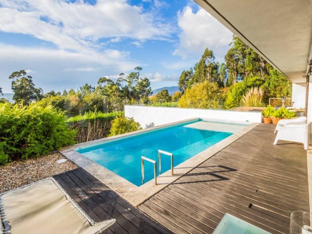 3 bedroom luxury House for sale in Caminha, Distrito de Viana do