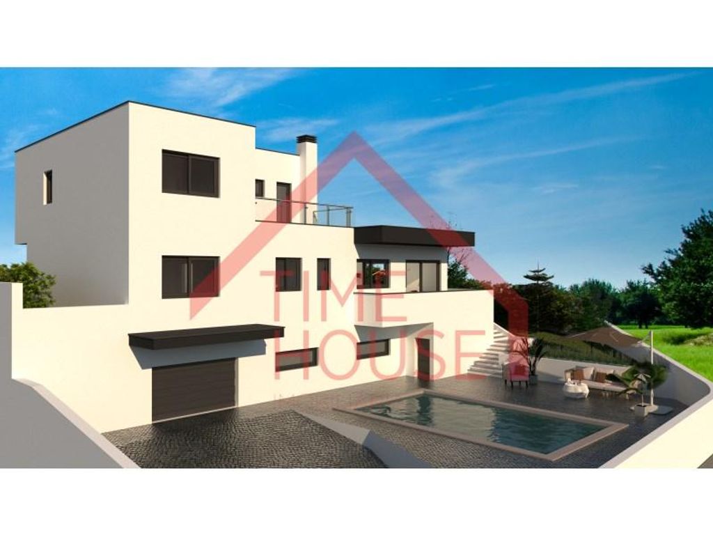 4 room luxury House for sale in Caldas da Rainha, Distrito de Leiria