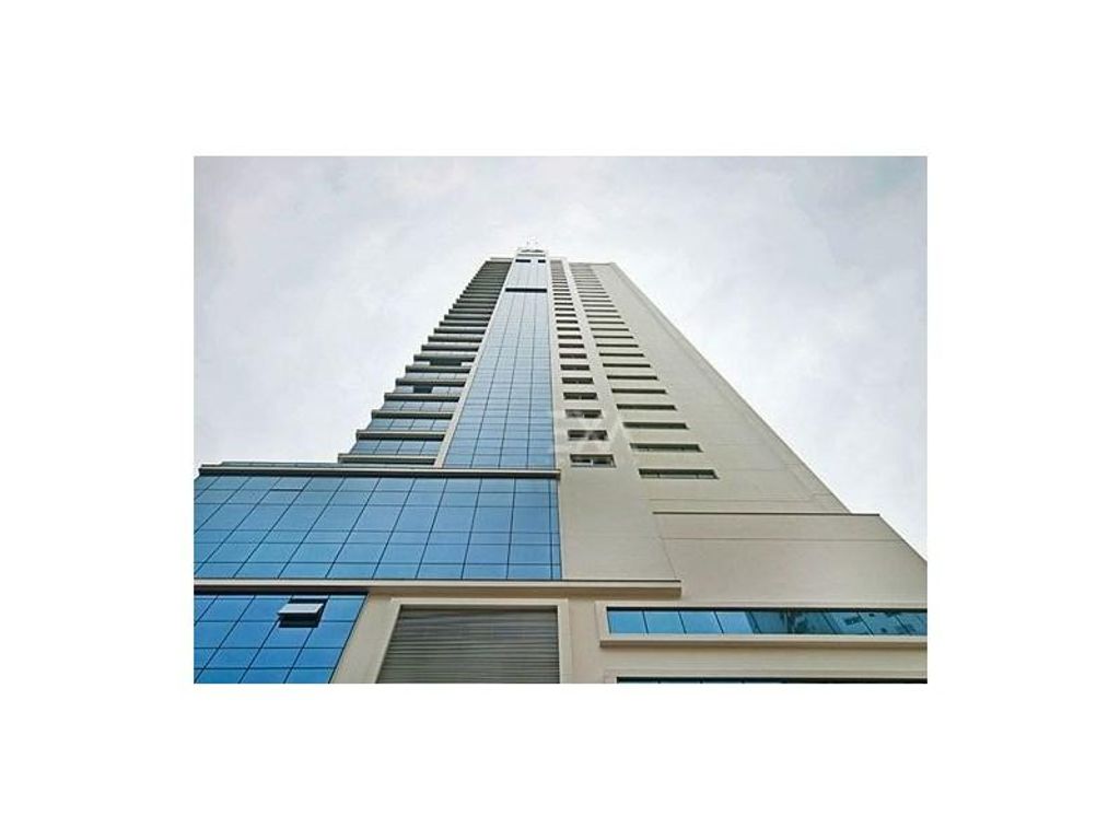 À venda Luxuoso apartamento de 145 m2, Rua 1001, Balneário Camboriú, Santa Catarina