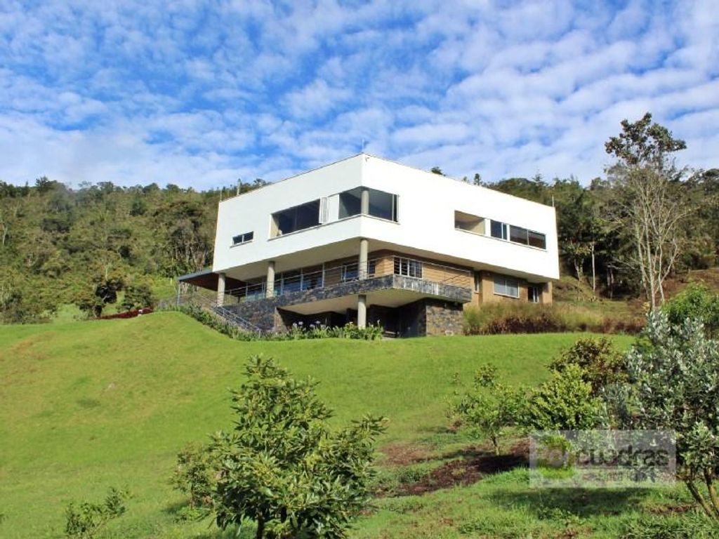 Villa / Chalet de lujo 379 m2 , Los Salados, Oriente Antioqueño, Santafe de Bogotá, Bogotá D.C.