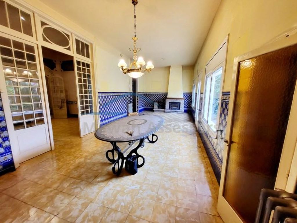 6 room luxury House for sale in Covadonga, Sabadell, Province of