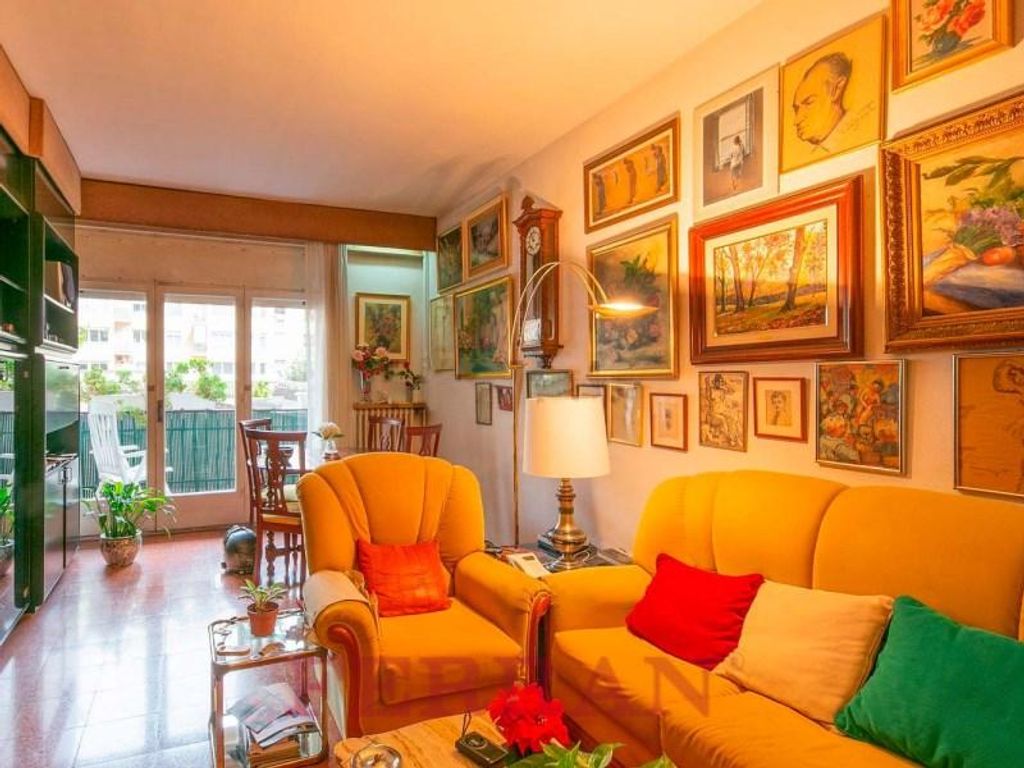 4 room luxury Flat for sale in L'Antiga Esquerra de l'Eixample