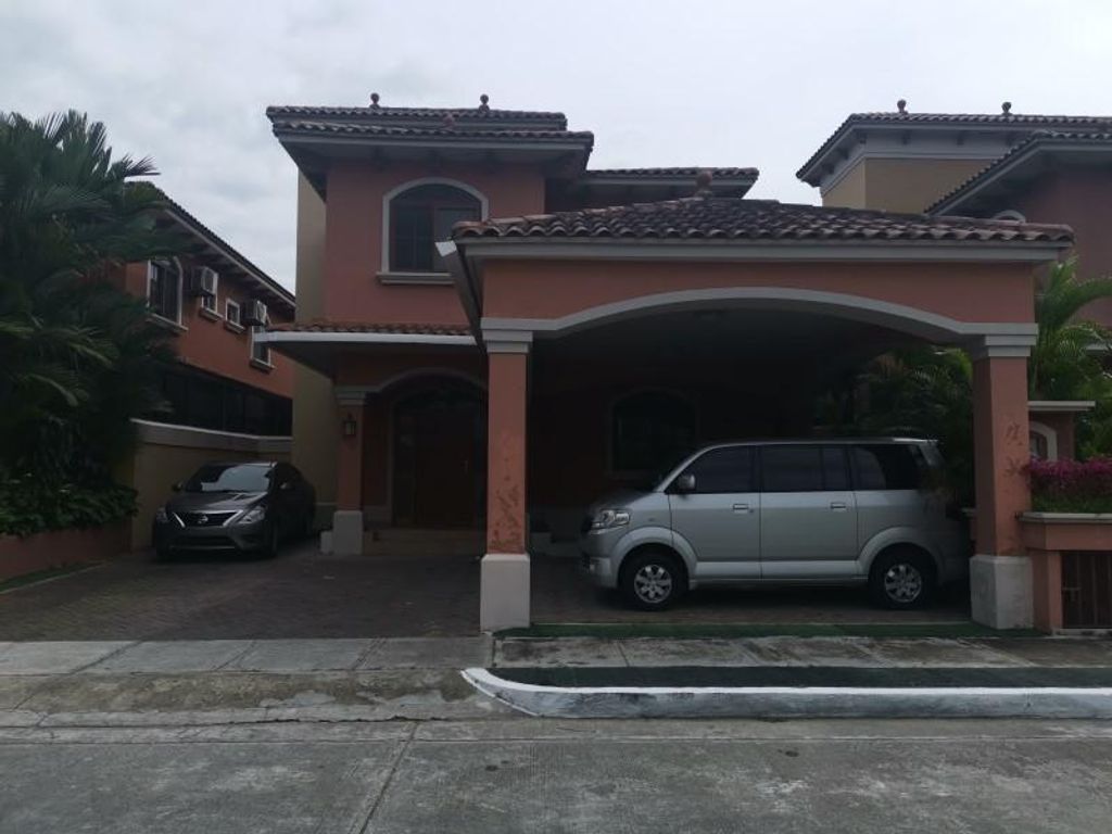 4 room luxury House for sale in Costa Sur, Panama City, Provincia de