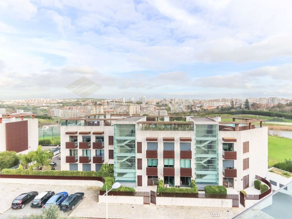 Luxury Apartment for sale in Quinta dos Alcoutins, Lisbon 122946185