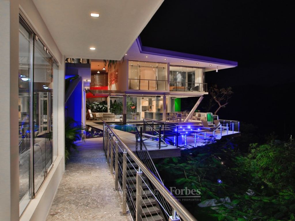 8-room-luxury-house-for-sale-in-liberia-provincia-de-guanacaste