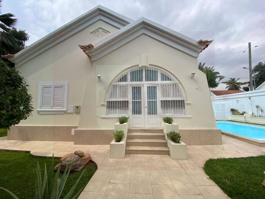 Casa de luxo à venda Miramar, Luanda, Luanda Province 127873118