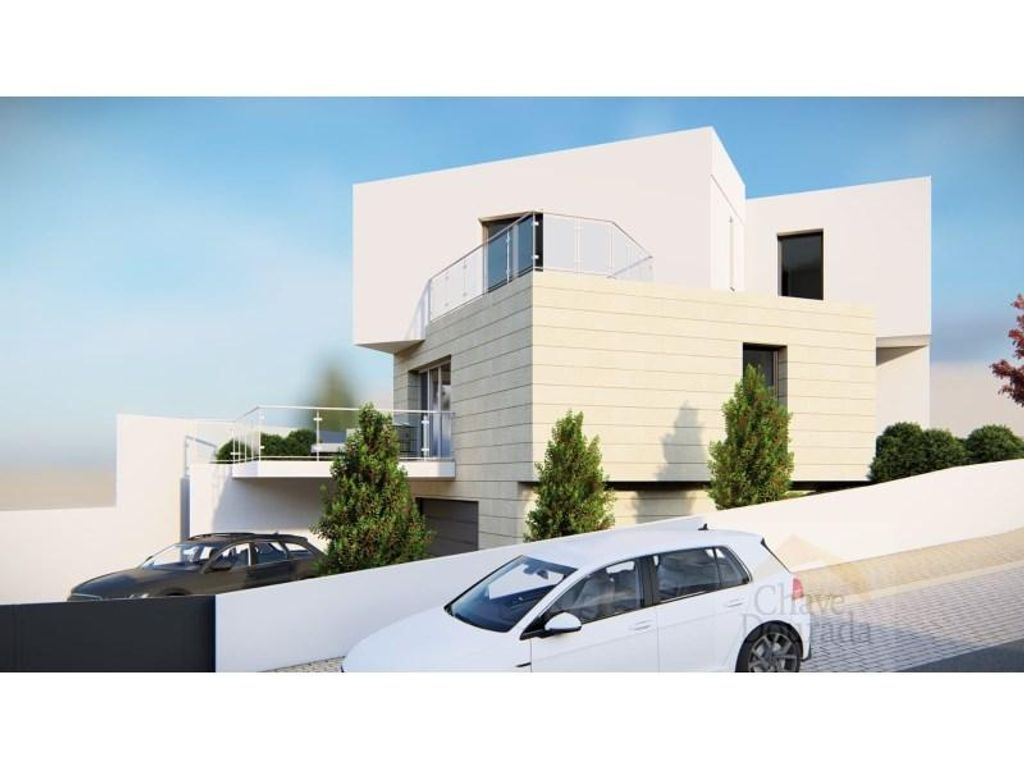 Luxury 4 room Detached House for sale in Coimbra, Portugal 129323423