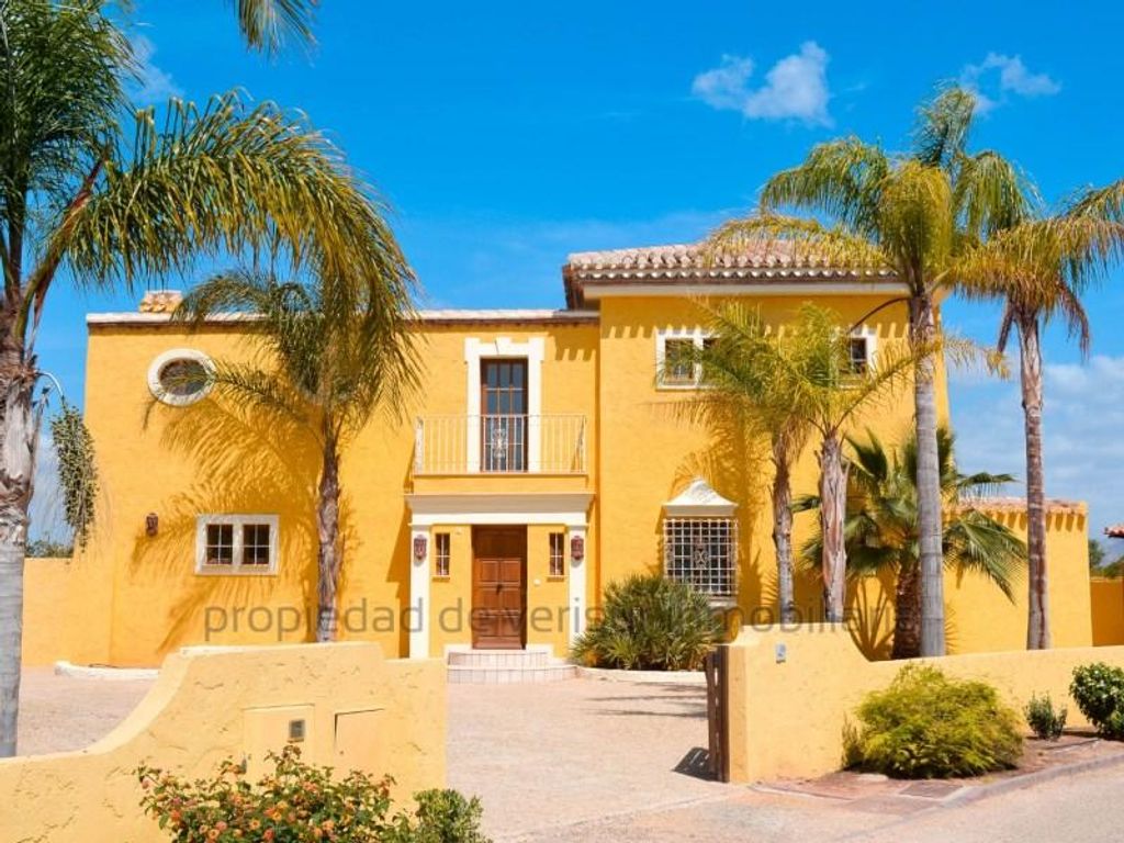 Luxury House for sale in Cuevas del Almanzora, Spain 129160613