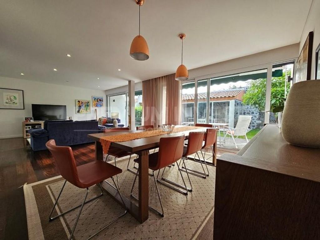 4 room luxury House for sale in Ponta Delgada, Portugal 129354709