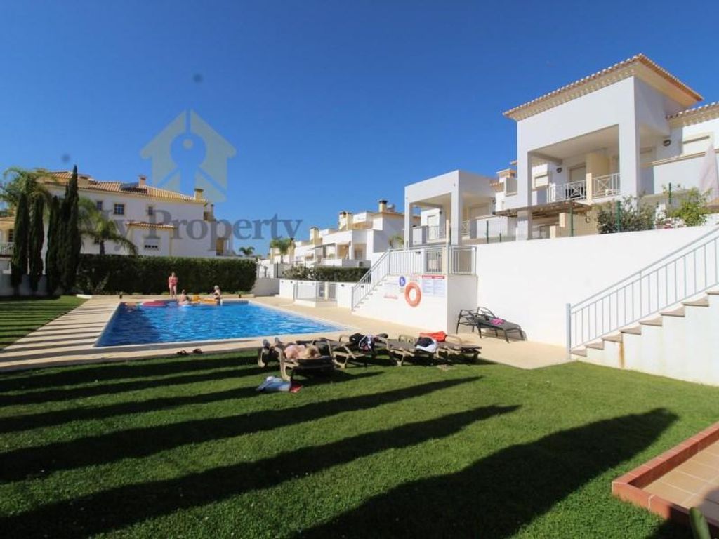 2 room luxury Semidetached House for sale in Calicos, Albufeira