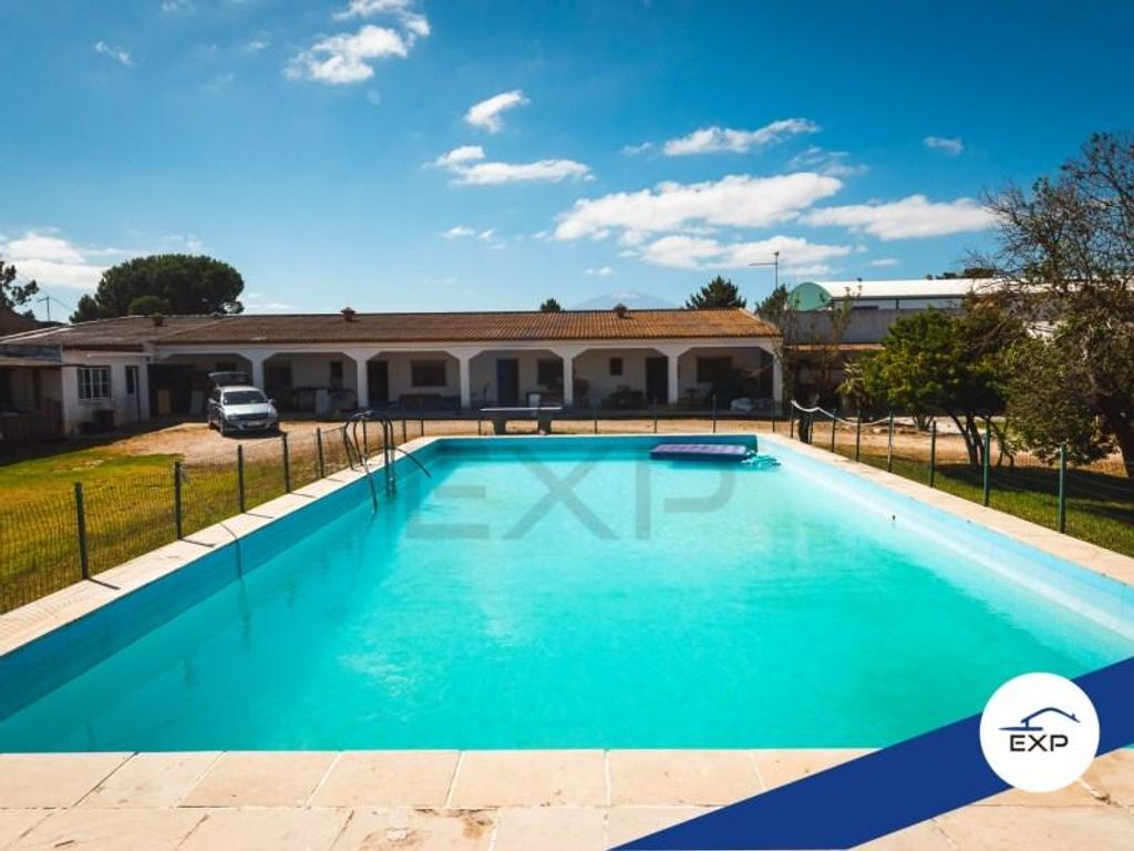 4 room luxury House for sale in Olhos d´Agua, Palmela, Distrito de