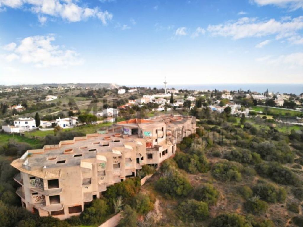 Luxury Hotel for sale in Montinhos da Luz, Lagos, Distrito de Faro