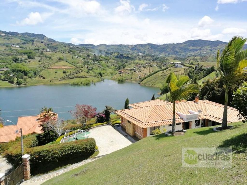 3 room luxury Villa for sale in Guatapé, Departamento de Antioquia